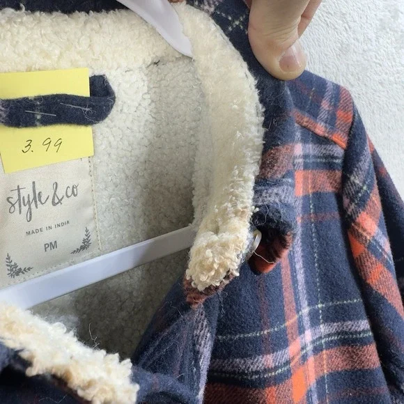 Style &‎ Co Sherpa Lined Flannel Shacket Women's MP Cozy Chic Heavy Blue Plaid - Picture 3 of 10